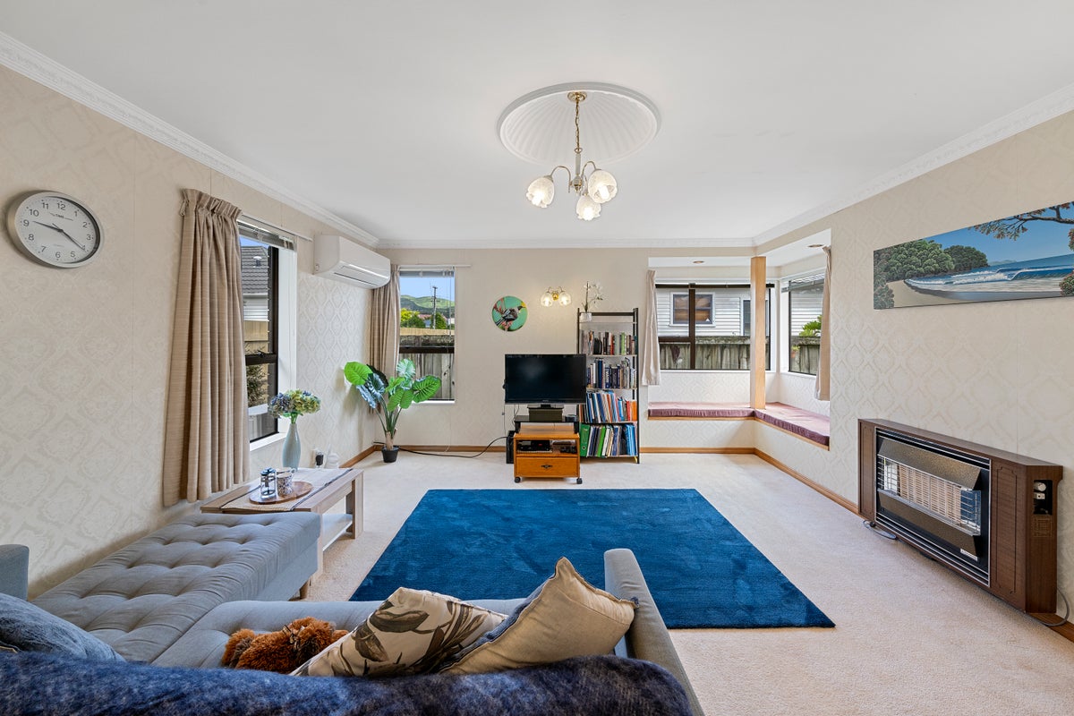 2/954 High ST, Avalon, Lower Hutt - Carousel 1