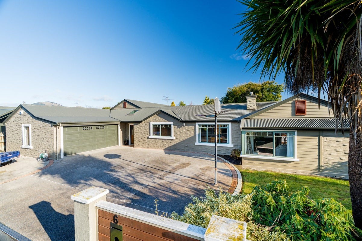 6 Fenty Place, Mosgiel, Mosgiel - Carousel 2