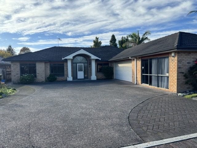 60 Pembroke Drive, Bethlehem, Tauranga - Carousel 1