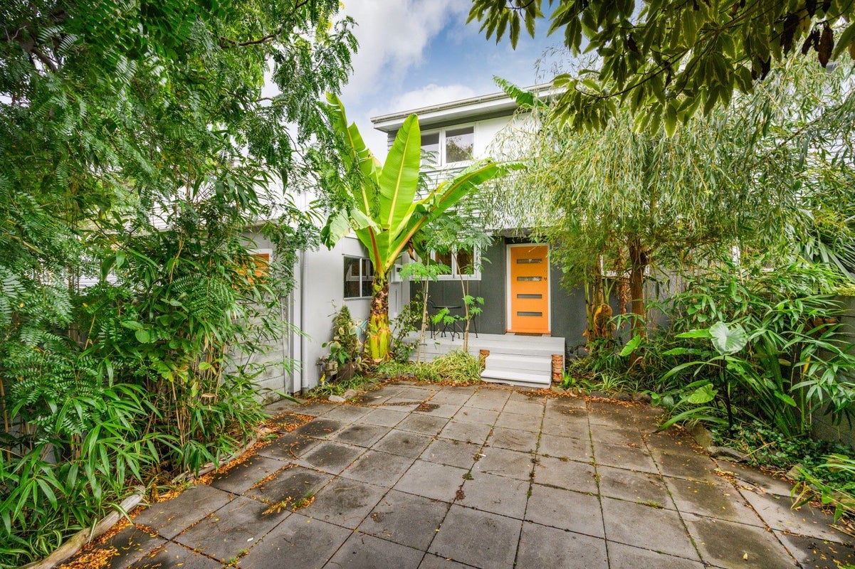 26 Farnham Avenue, Highbury, Palmerston North - Carousel 1
