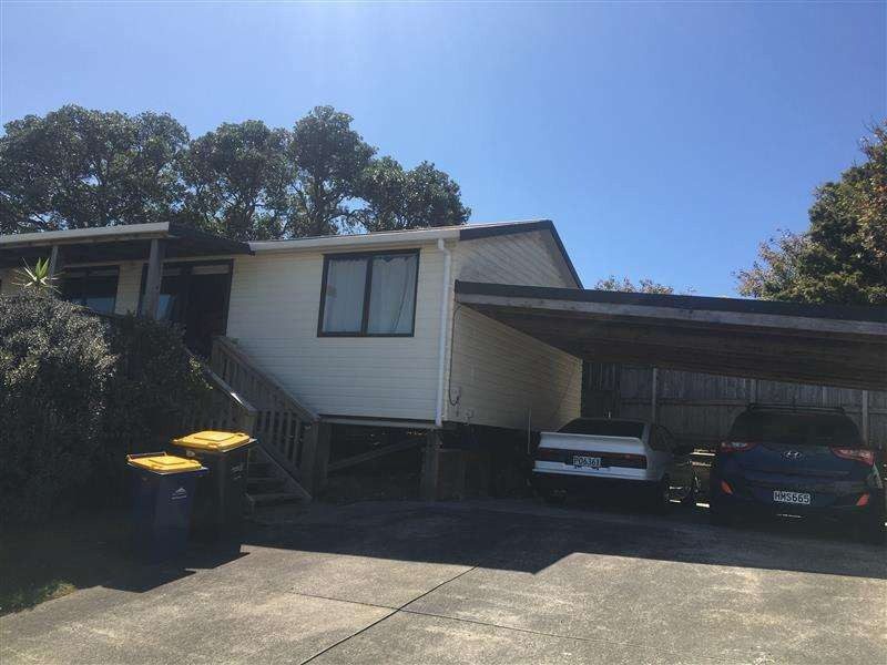 26 Drome View Place, Beach Haven, Auckland - Carousel 1