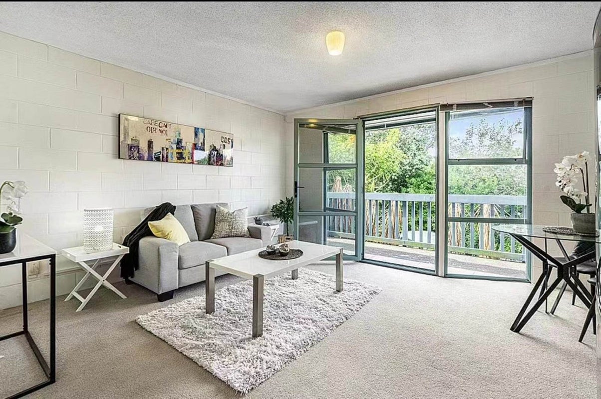 10/4 Wynyard Road, Mount Eden, Auckland - Carousel 1