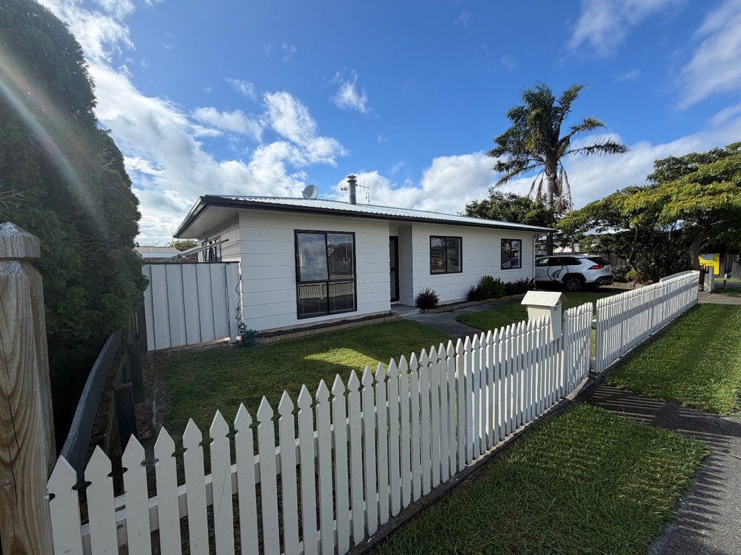 1/205 AVONDALE RD, GREENMEADOWS, NAPIER - Carousel 2