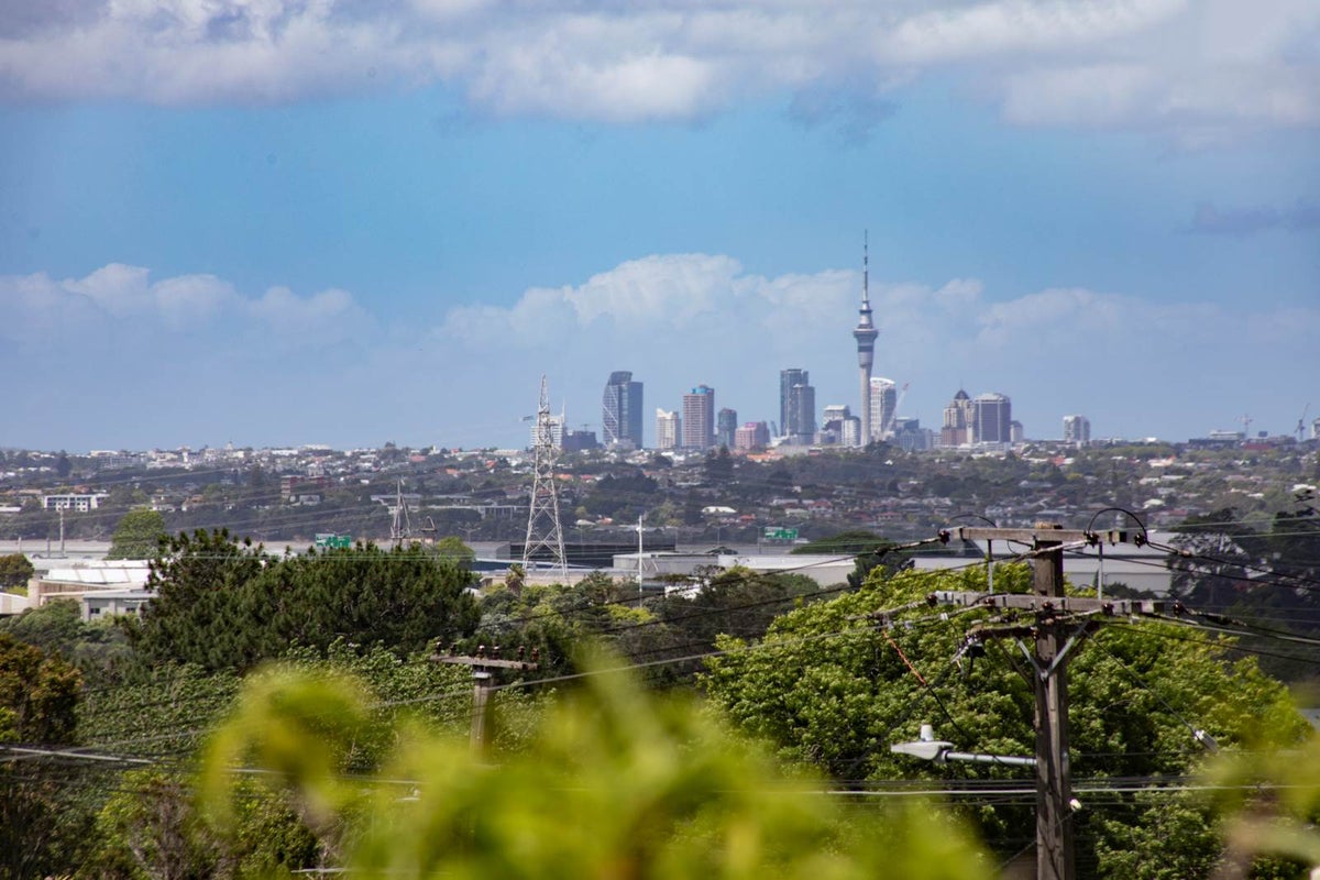 2/54 Tirimoana Road, Te Atatu South, Auckland - Carousel 2