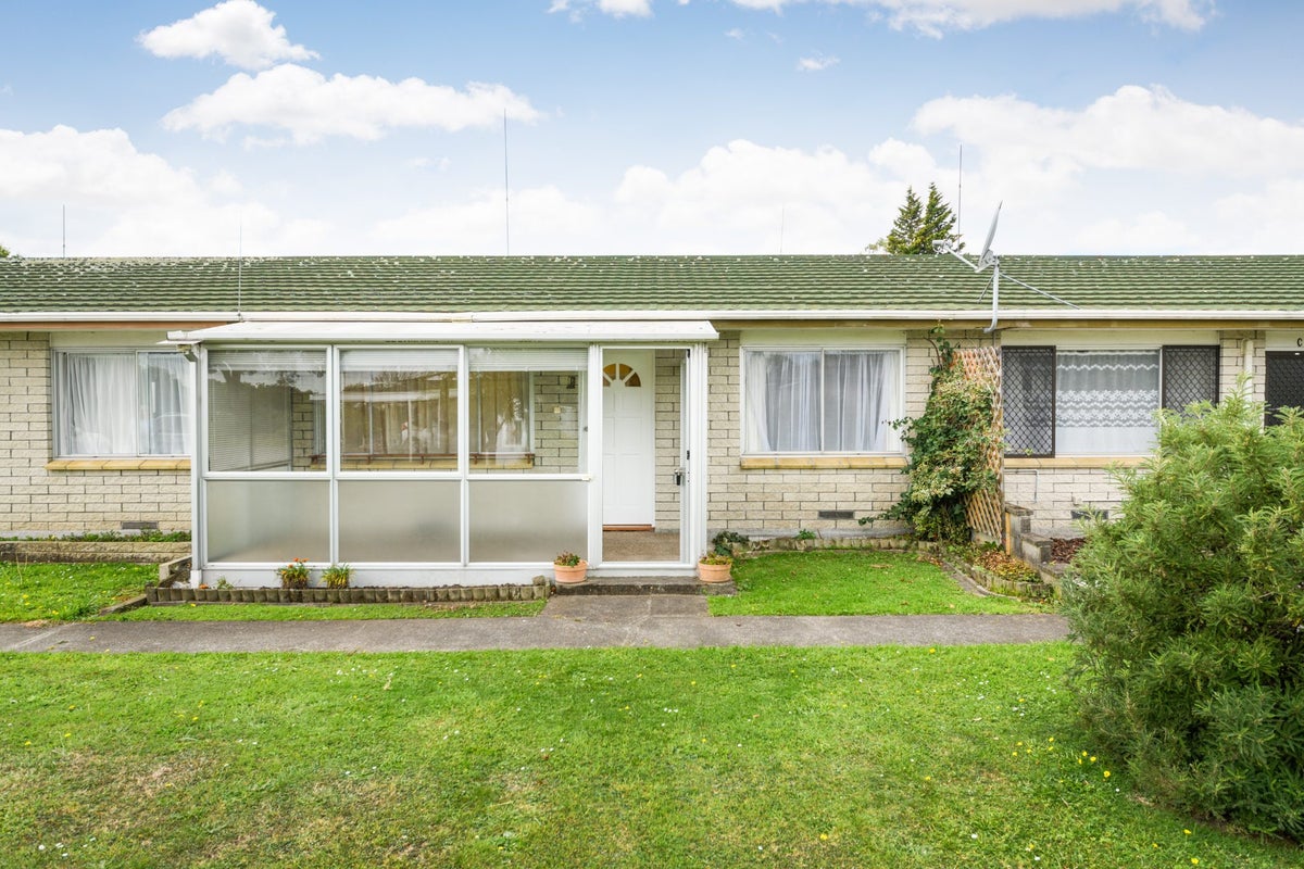 10B Seaforth Avenue, Milson, Palmerston North - Carousel 2