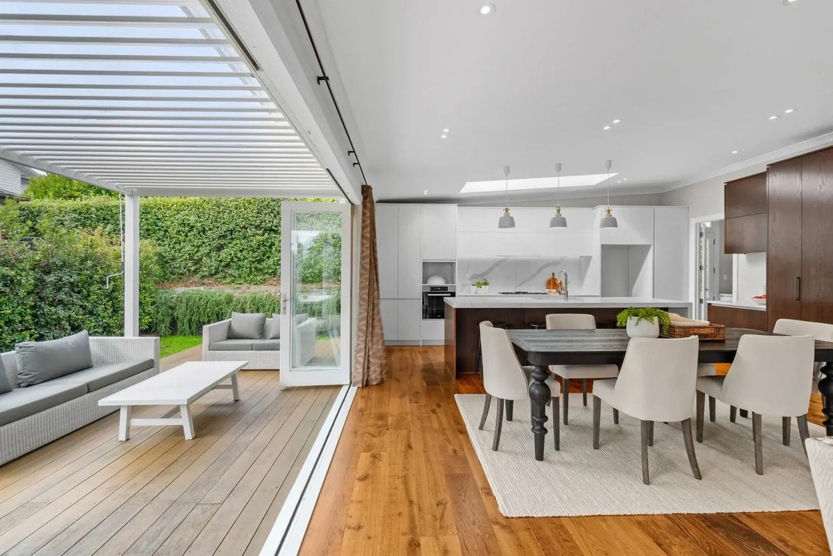2 Pukenui Road, Epsom, Auckland - Carousel 2
