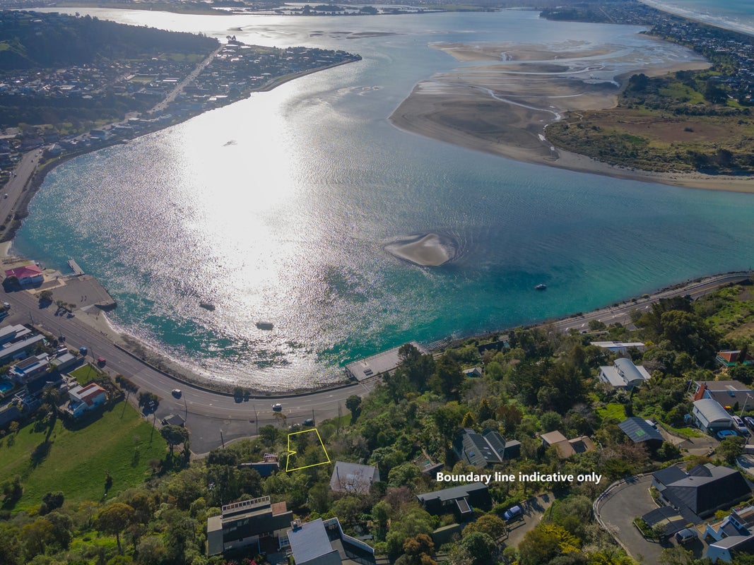 1 Mulgans Track, Clifton, Christchurch - Carousel 2