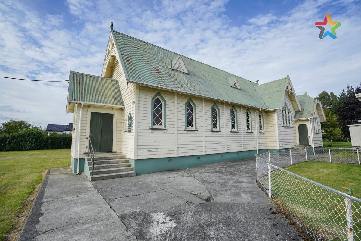 89 Main ST, Wairio, Otautau - Carousel 1