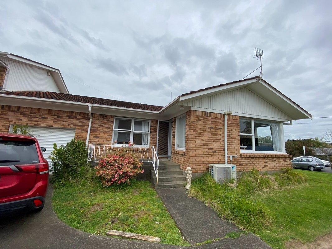 1/38 Byron Avenue, Takapuna, Auckland - Carousel 1