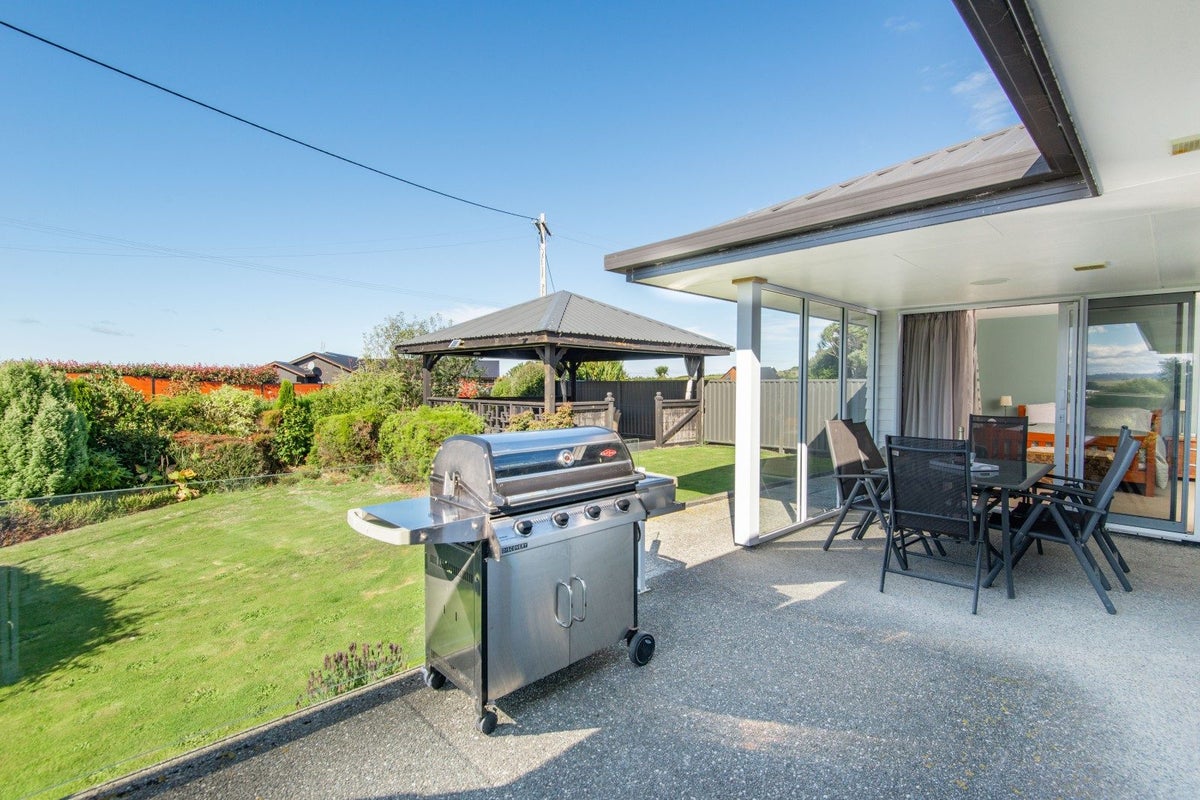 200 Moturata Road, Taieri Beach, Taieri Beach - Carousel 34