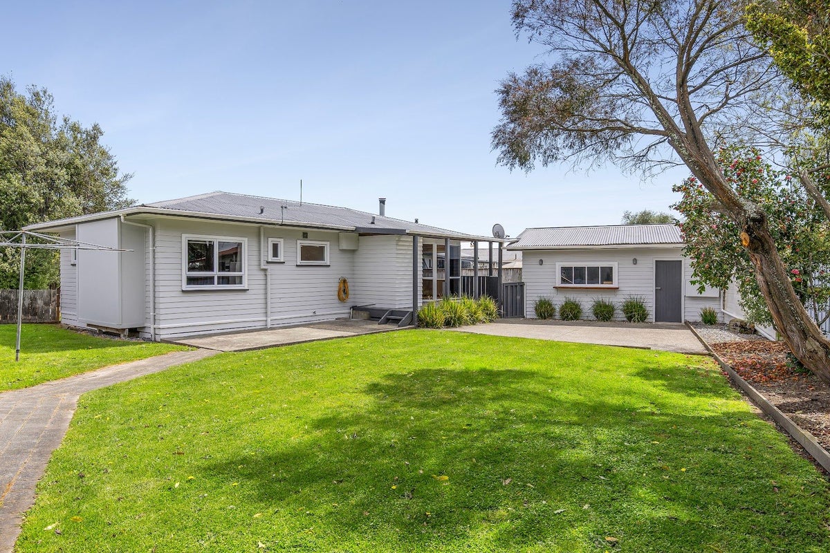 13 Dickens Street, Stoke, Nelson - Carousel 1