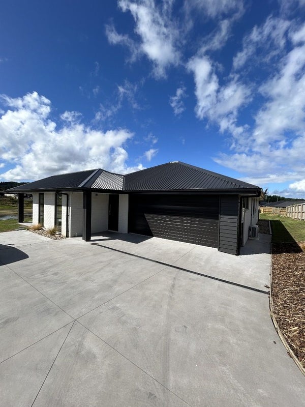 132 Wairau Drive, Tikipunga, Whangarei - Carousel 1