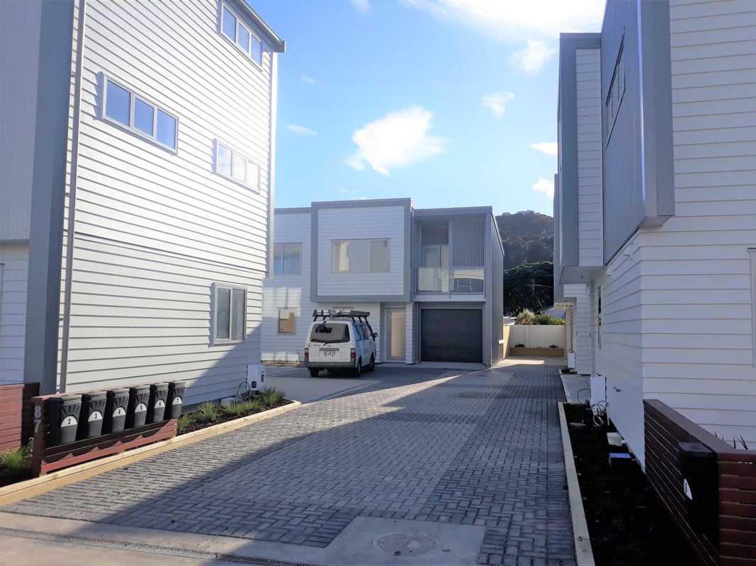 5/87 Victoria Street, Alicetown, Lower Hutt - Carousel 1