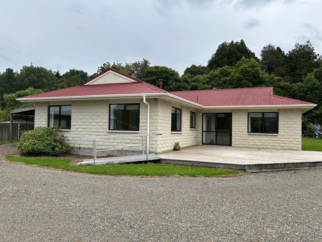1238 Pohangina Road, Pohangina, Ashhurst - Carousel 1
