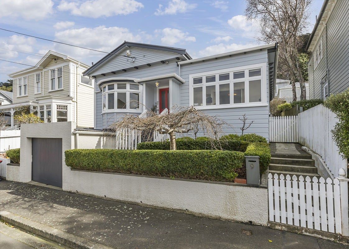 9 Burnell Avenue, Thorndon, Wellington - Carousel 1