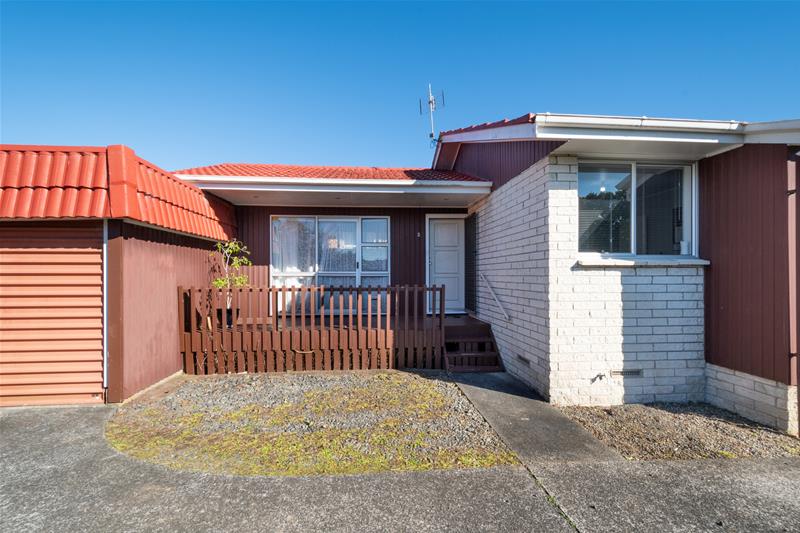 2/131 Titirangi Road, New Lynn, Auckland - Carousel 11