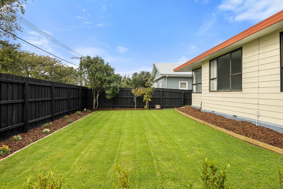 452 Linwood Avenue, Woolston, Christchurch - Carousel 2