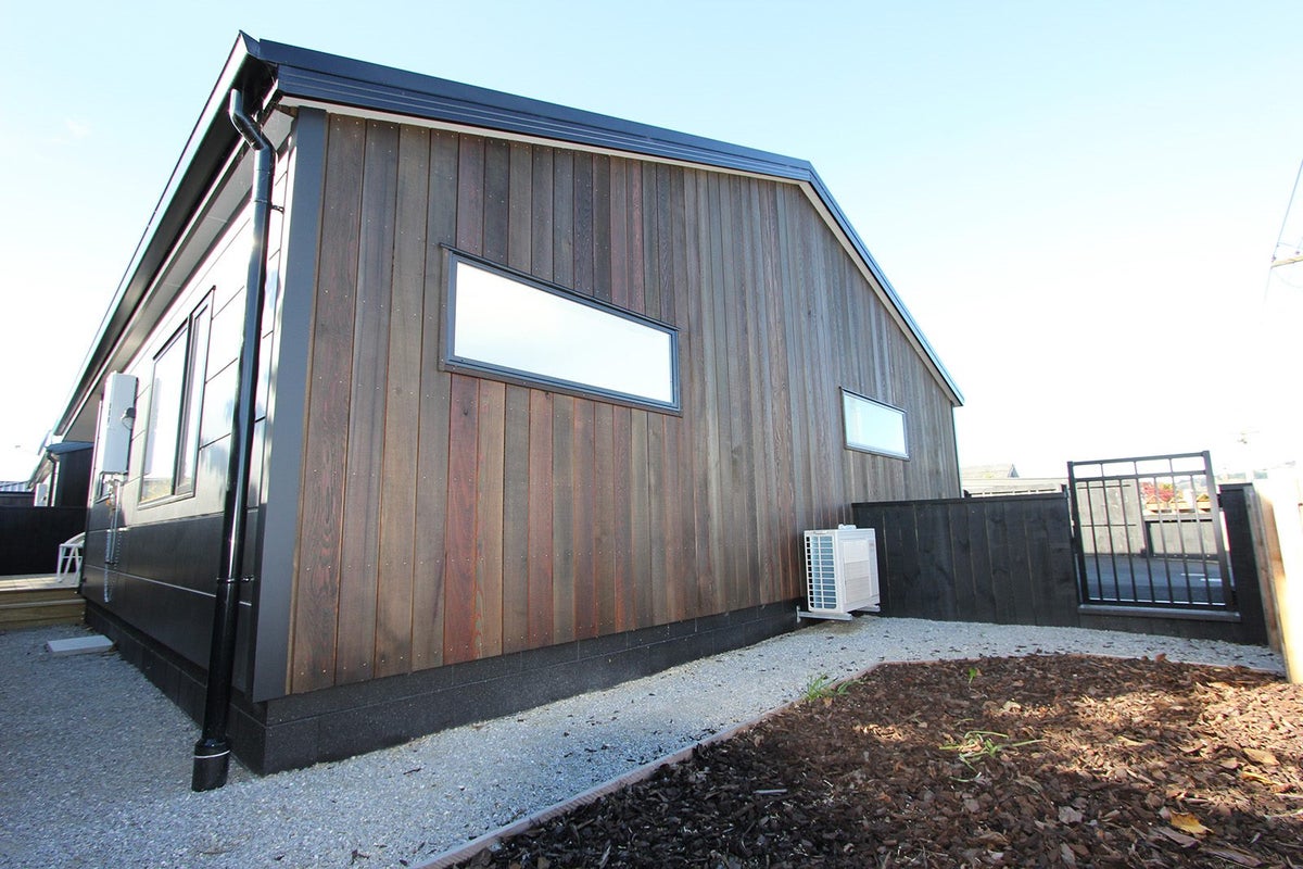 211A Gordon Road, Mosgiel, Mosgiel - Carousel 15