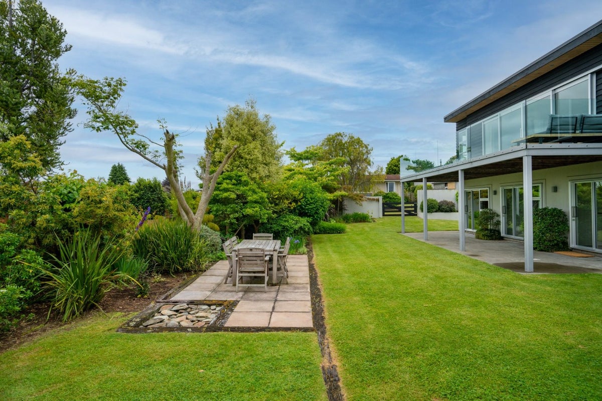 2 Mccauley Grove, Hilltop, Taupo - Carousel 15