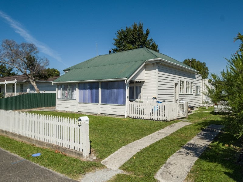 28 Ormond Road, Whataupoko, Gisborne - Carousel 1