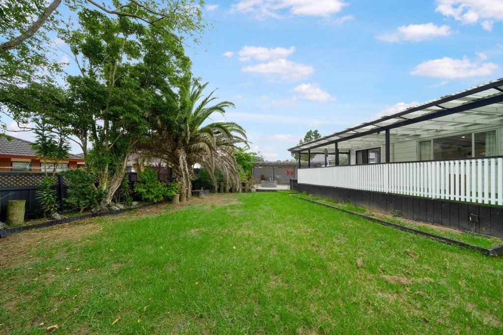 22 Taranui Place, Henderson, Auckland - Carousel 20