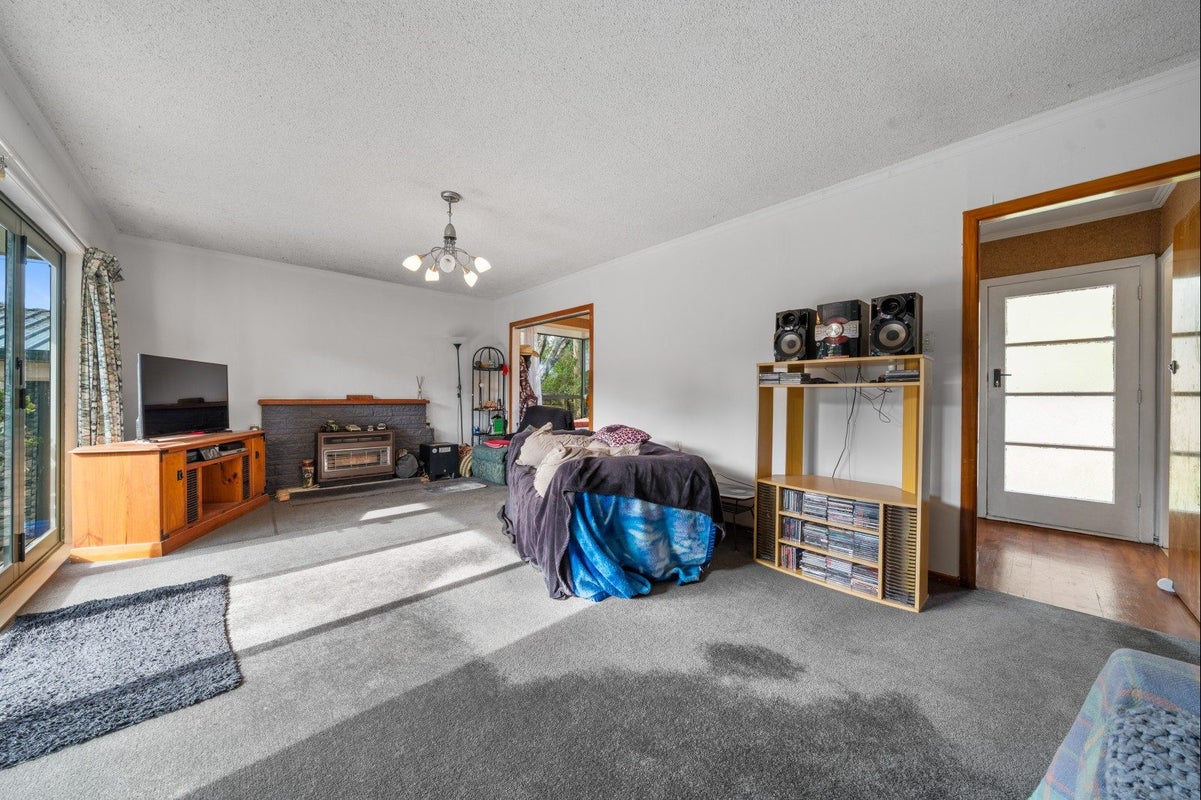 203 Frankley Road, Frankleigh Park, New Plymouth - Carousel 2