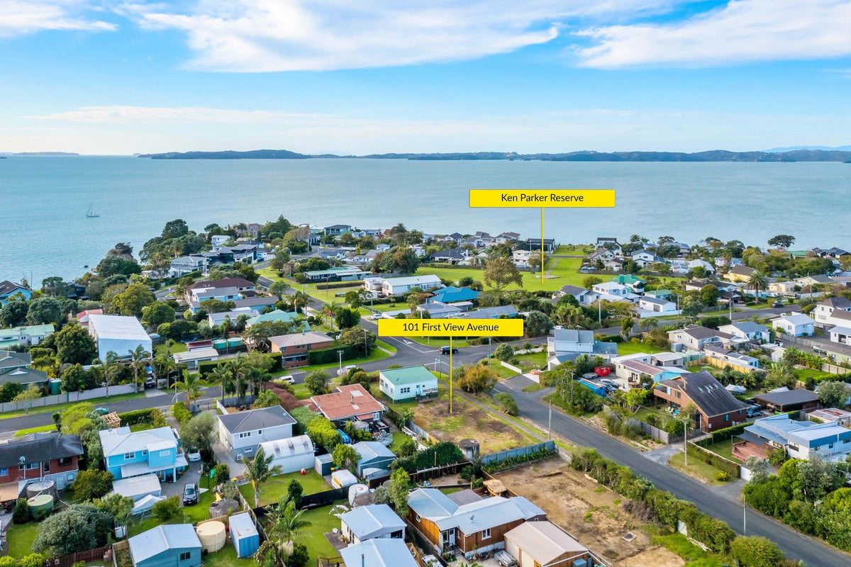 101 First View Avenue, Beachlands, Auckland - Carousel 2