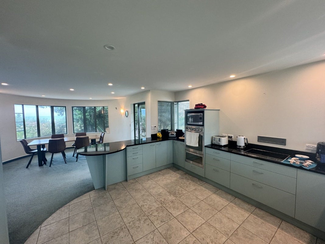 69 Field Way, Waikanae Beach, Waikanae - Carousel 2