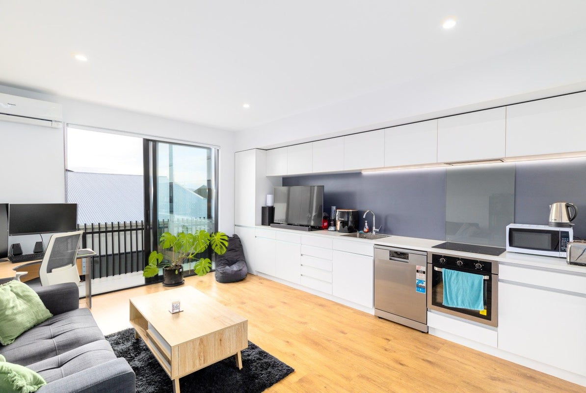 12/6 Waverley Street, Sydenham, Christchurch - Carousel 1