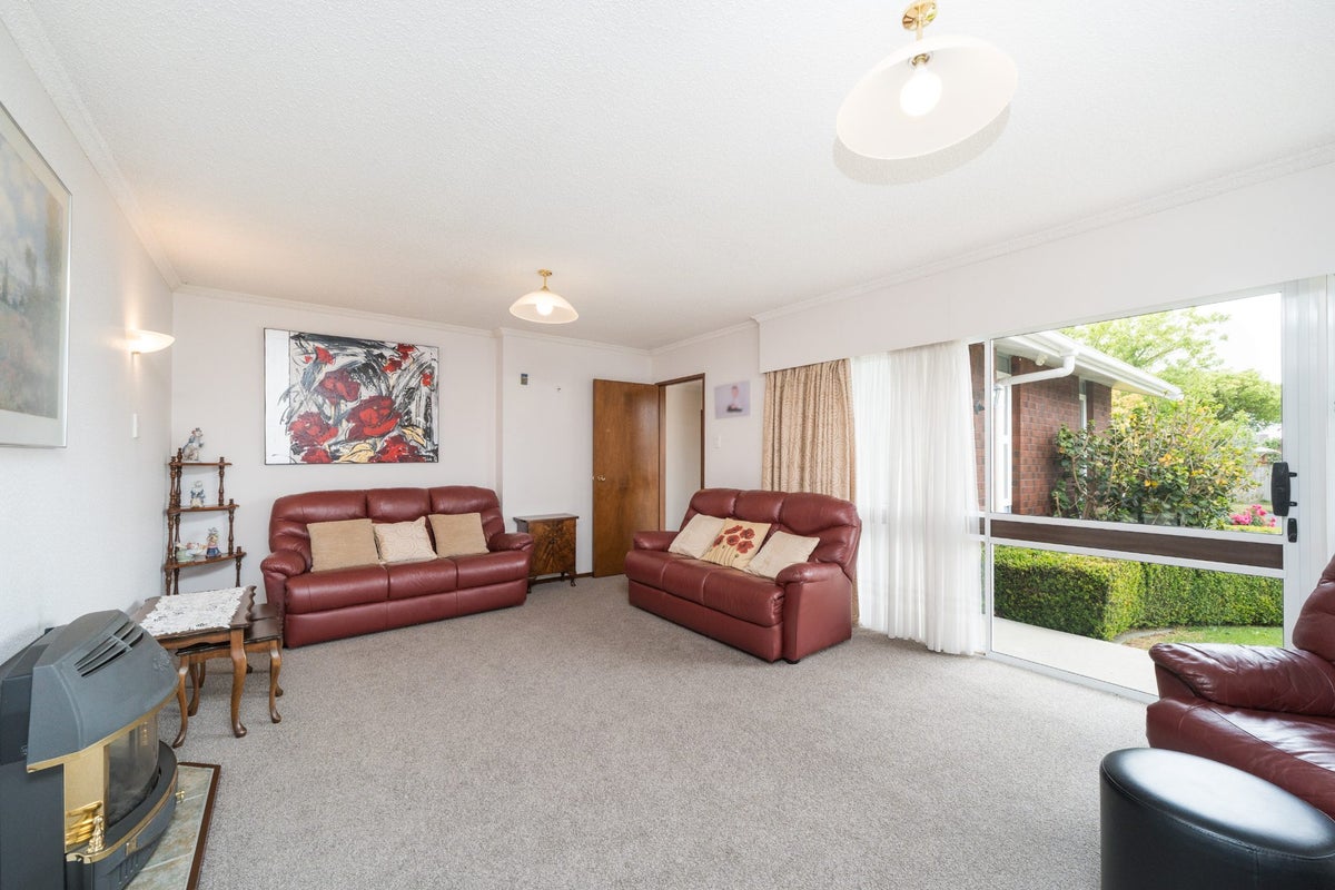25 Chippendale Crescent, Highbury, Palmerston North, Manawatu / Whanganui - Carousel 2