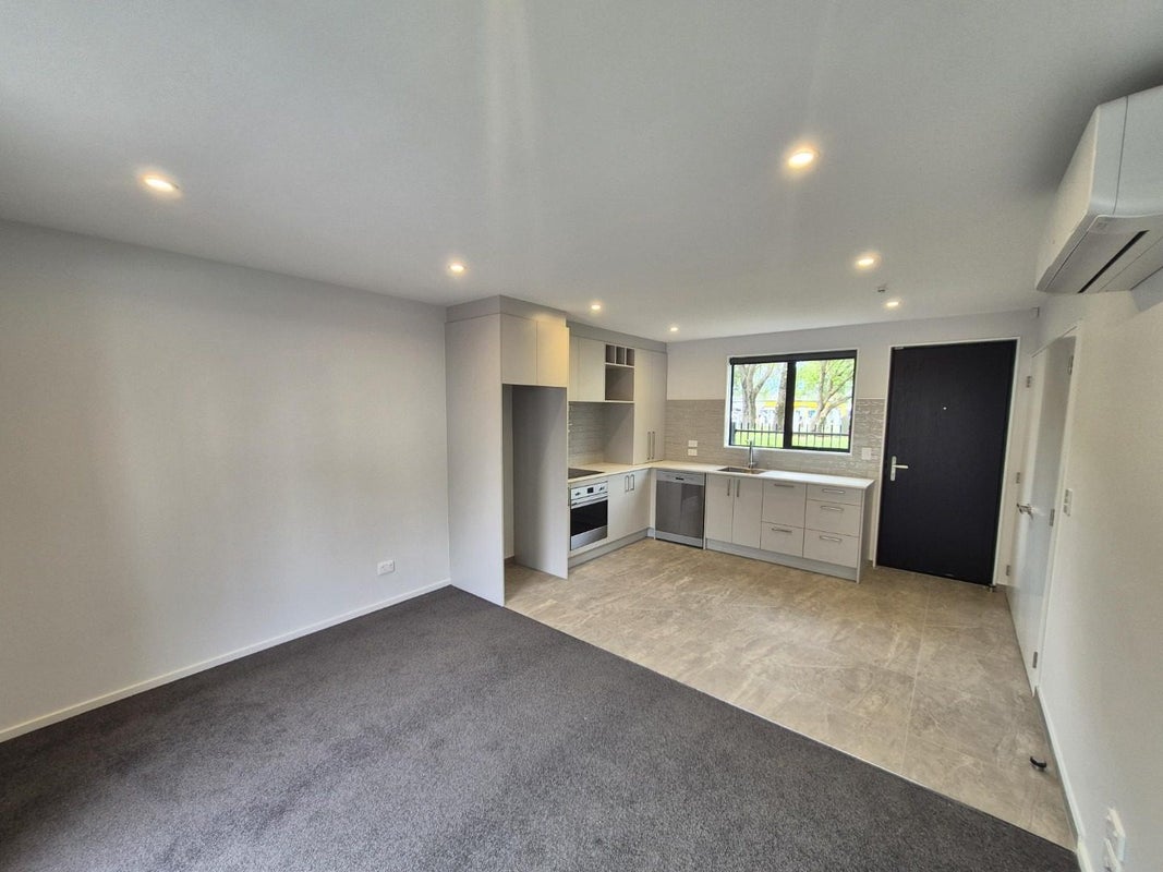 12/27 Harewood Road, Papanui, Christchurch - Carousel 2