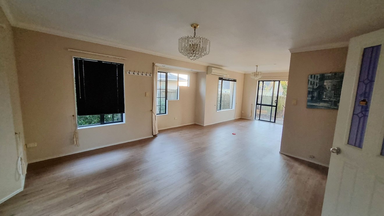 3A Fairlands Avenue, Waterview, Auckland - Carousel 2