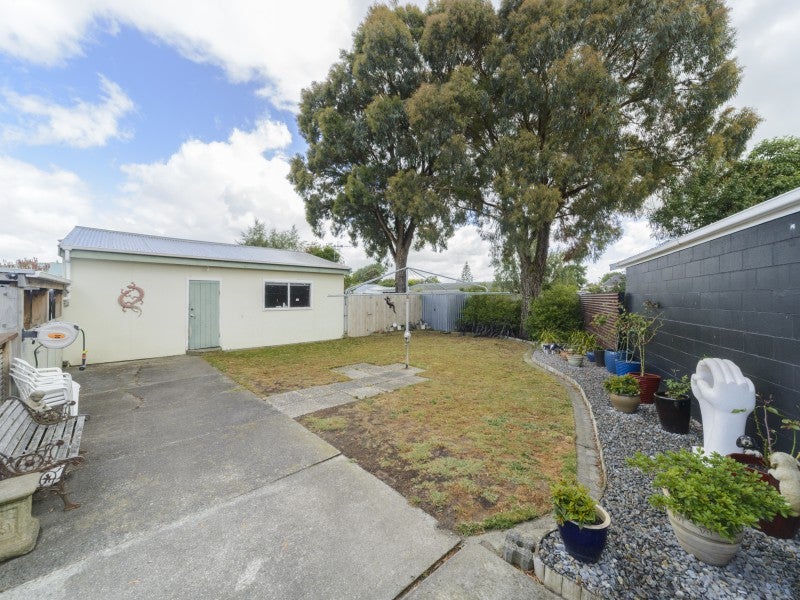 29 Seaforth Avenue, Milson, Palmerston North - Carousel 21
