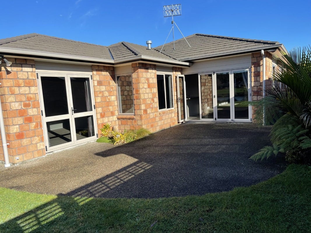 21 Scoria Close, Pyes Pa, Tauranga - Carousel 2