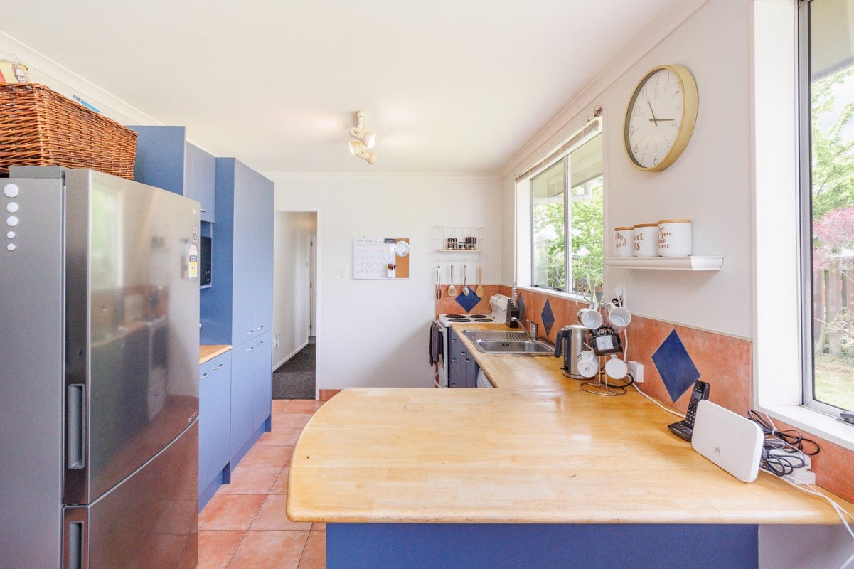 24 Kowhai Street, Tokomaru, Palmerston North - Carousel 2