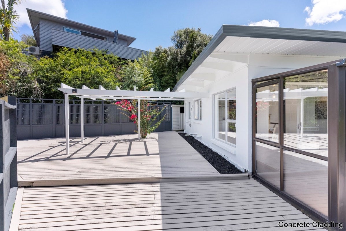 13 Dunraven Place, Torbay, Auckland - Carousel 1