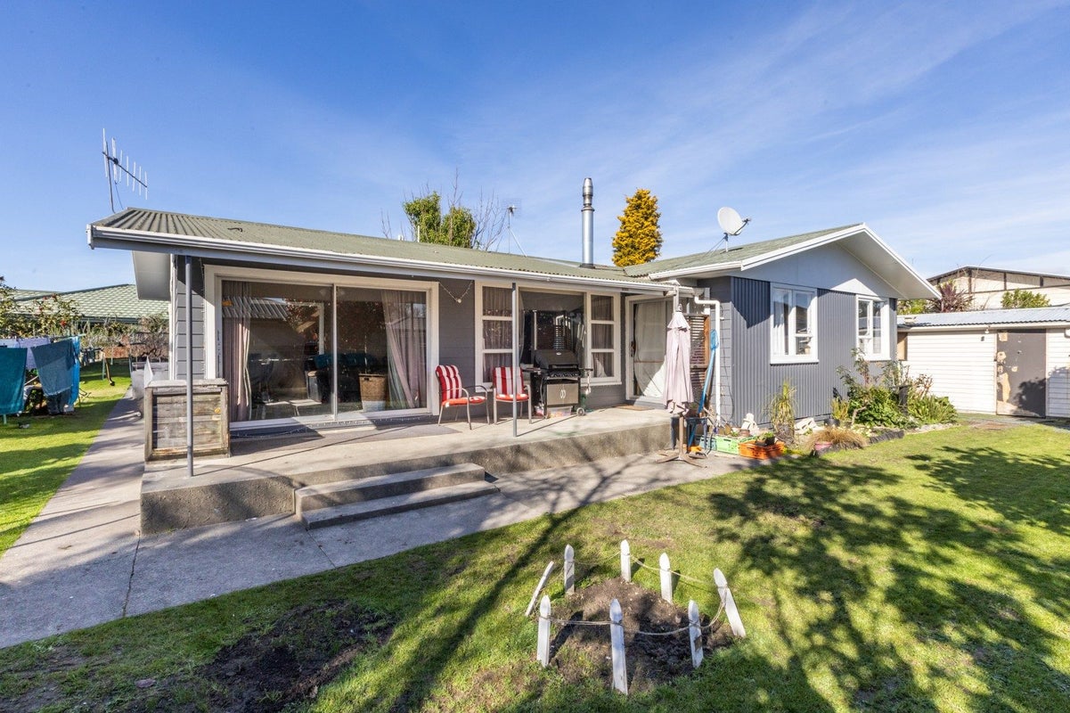 701A Whitehead Road, Saint Leonards, Hastings - Carousel 1