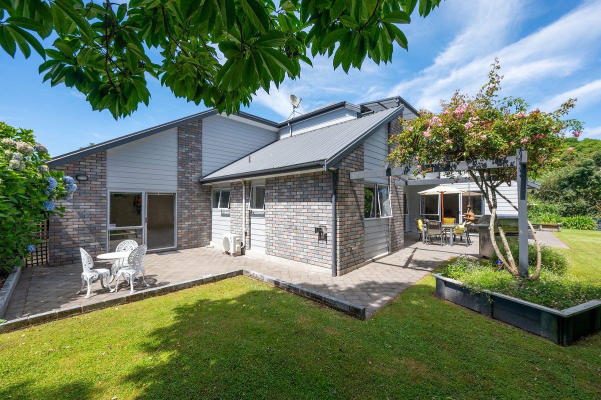 33 Grand Vue Road, Kawaha Point, Rotorua - Carousel 27