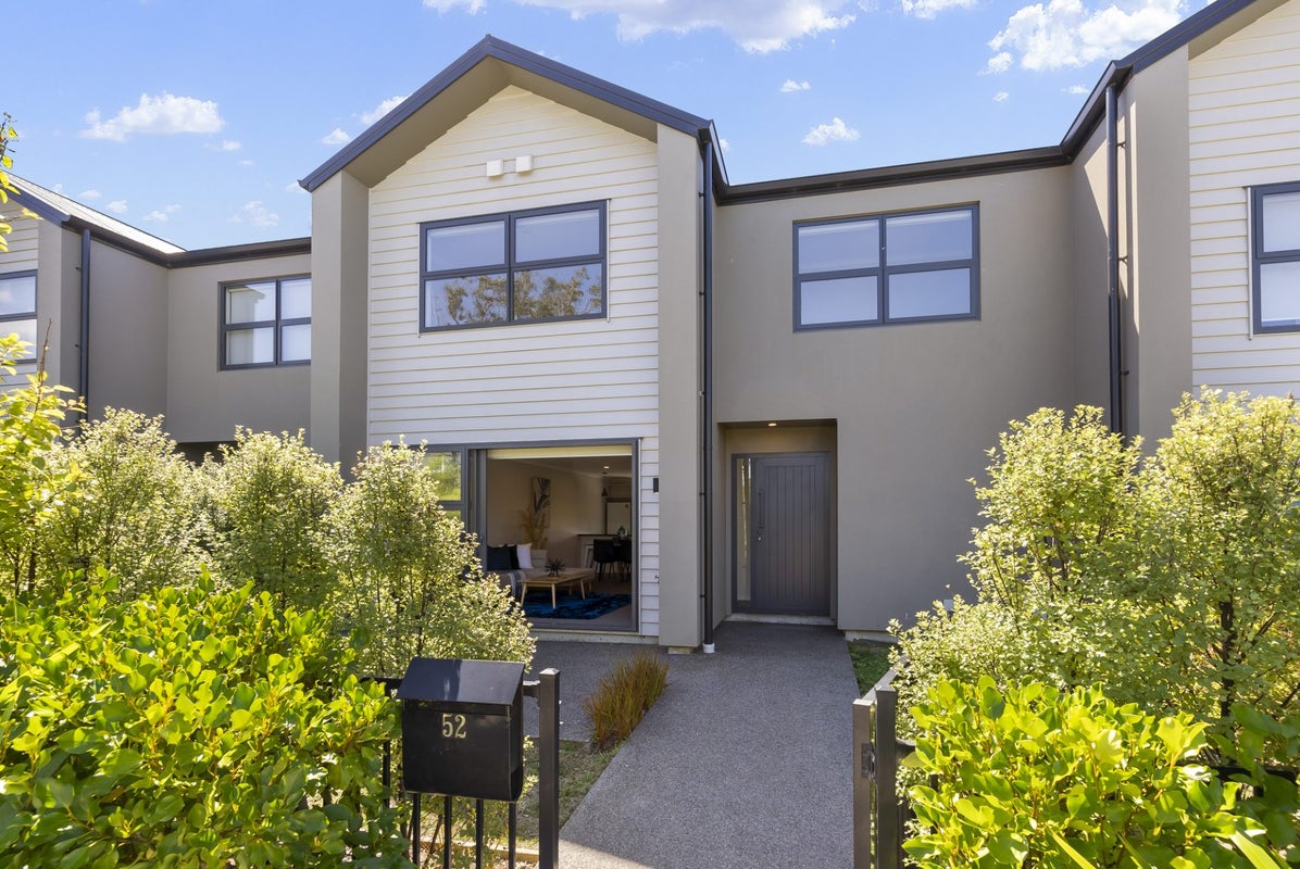 52 Pateke Drive, Kenepuru, Porirua - Carousel 1