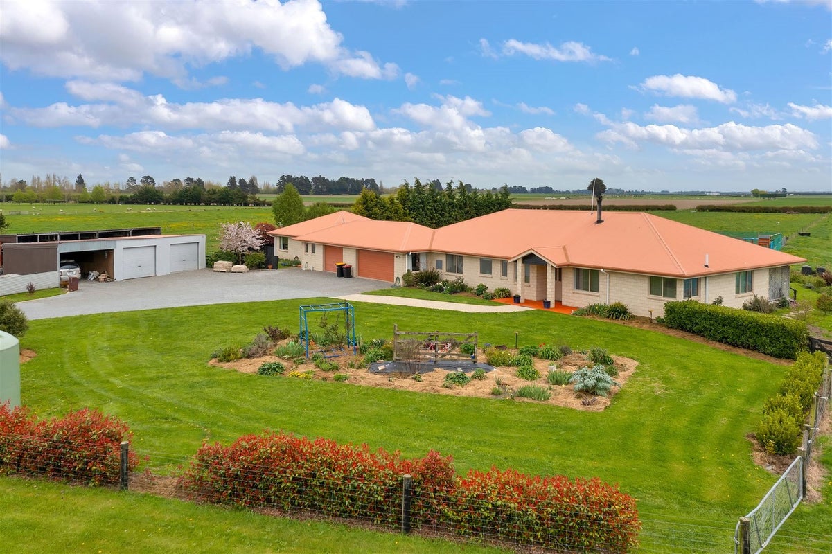 186 West Denbie Lane, Swannanoa, Rangiora - Carousel 1
