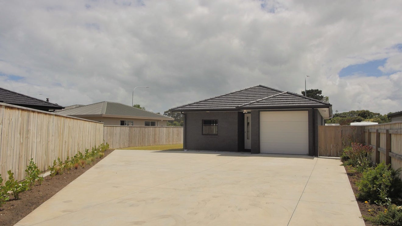 9 Morrell Street, Tawhero, Whanganui - Carousel 1
