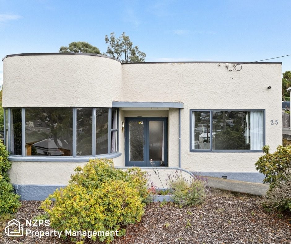 25 Jellicoe Crescent, Kaikorai, Dunedin - Carousel 1