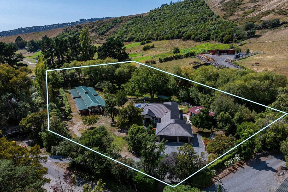 69 Avoca Valley Road, Heathcote Valley, Christchurch - Carousel 1