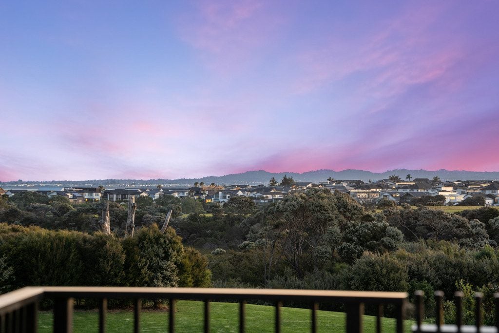 22 Catalina Bay Drive, Hobsonville, Auckland - Carousel 2
