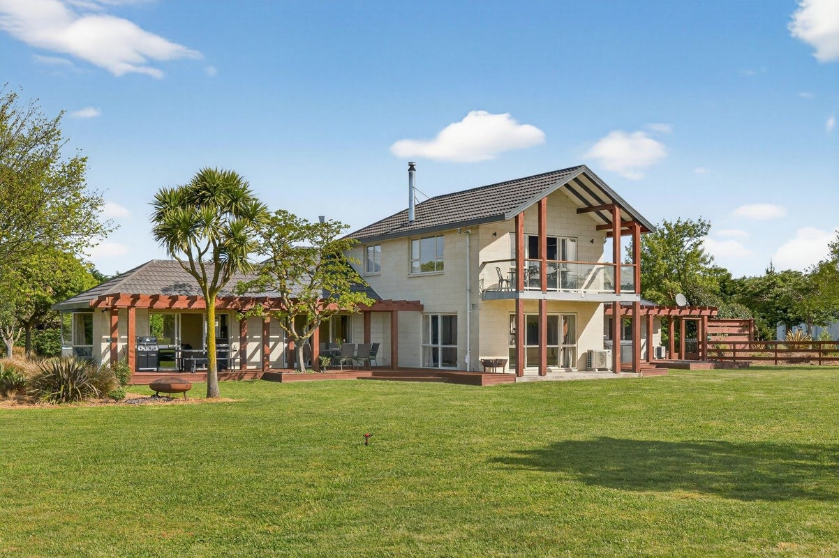 238 No 10 Road, Swannanoa, Kaiapoi - Carousel 1