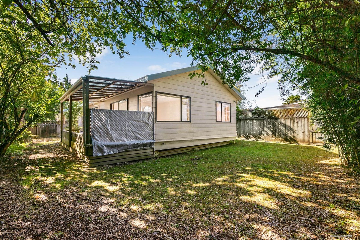 2/93 Glendale Road, Glen Eden, Auckland - Carousel 2