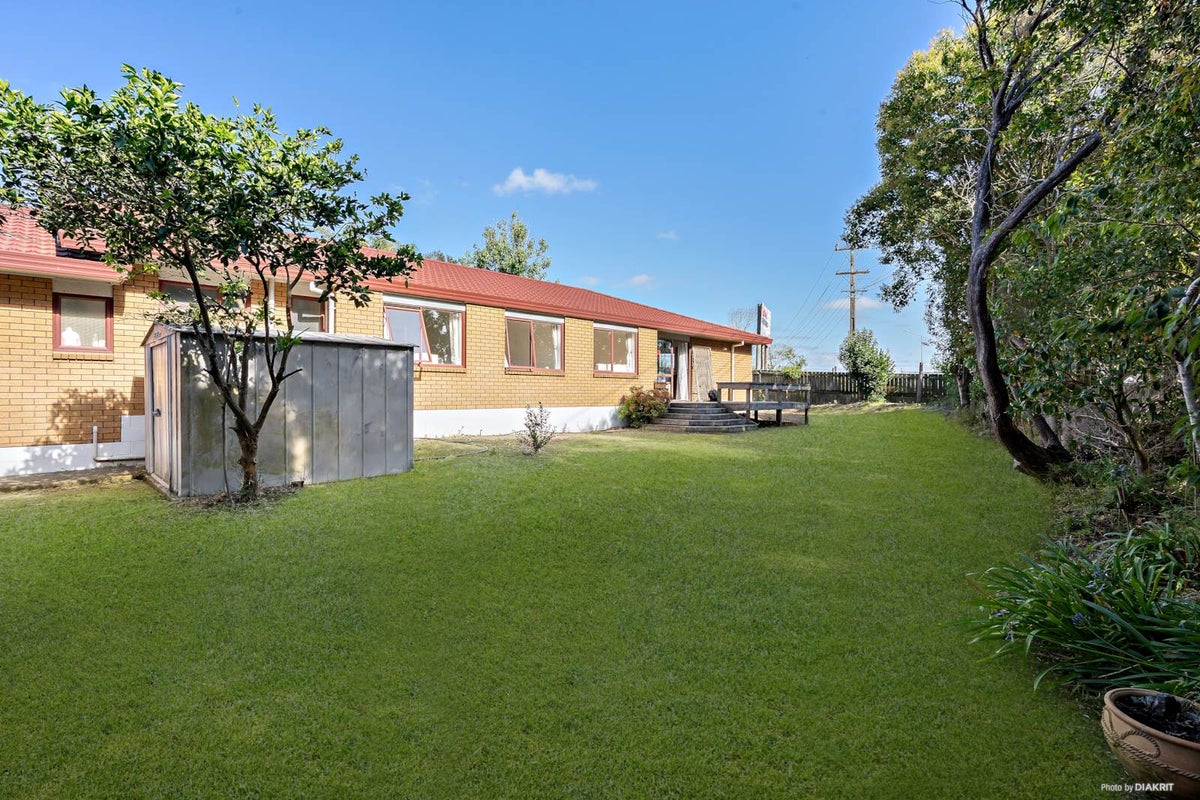 560 Don Buck Road, Westgate, Auckland - Carousel 2