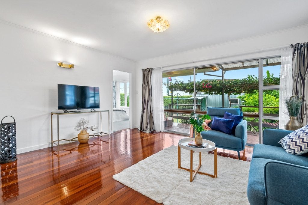 31 Walters Road, Takanini, Auckland - Carousel 2