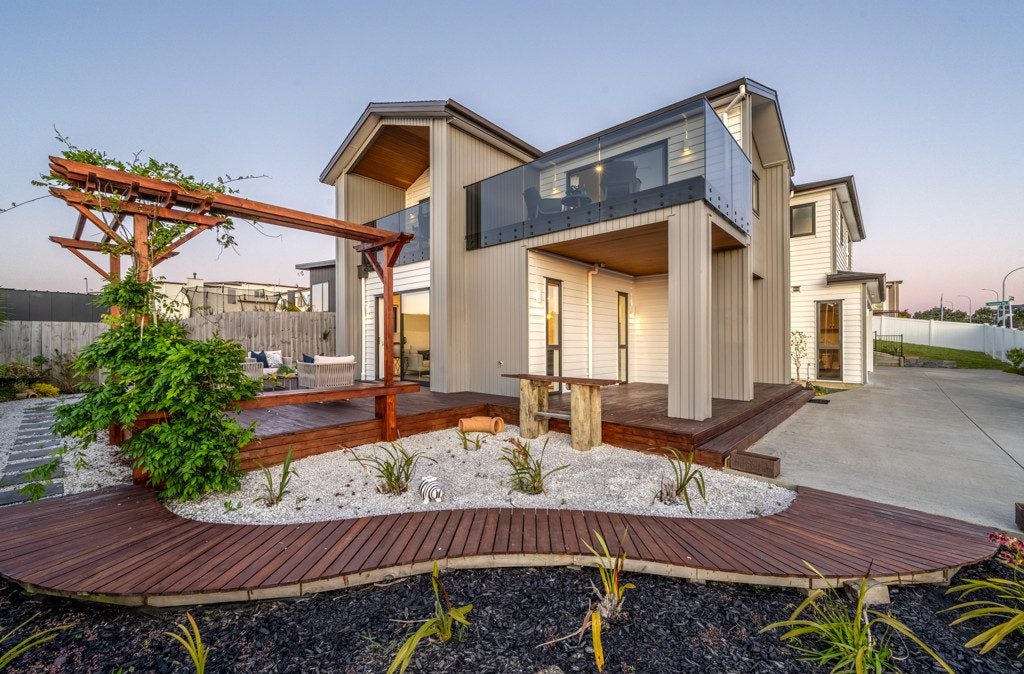 48 Eighth View Avenue, Beachlands, Auckland - Carousel 2
