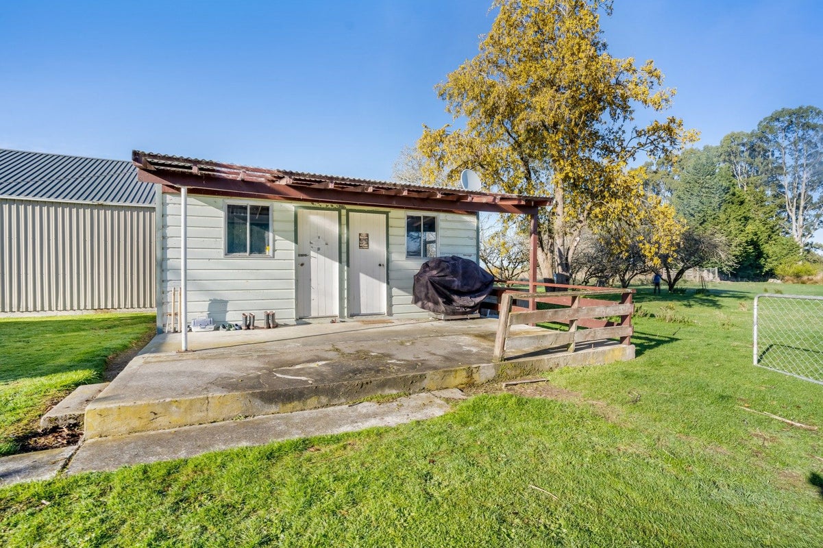 135 Kean Road, Thomsons Crossing, Winton - Carousel 14